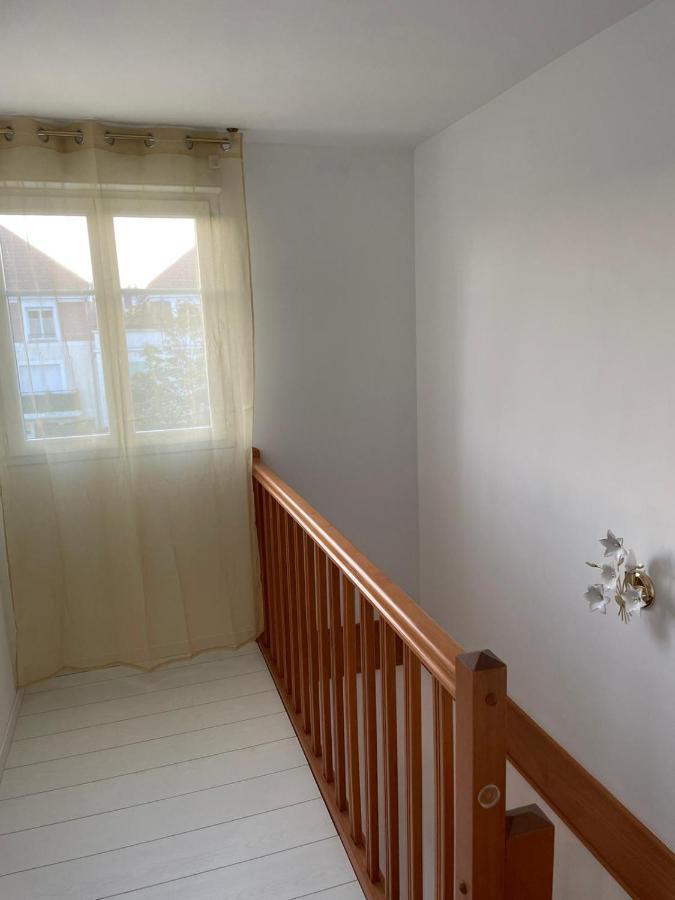 Charmant appartement duplex à 5min de Disney. Magny-le-Hongre Esterno foto