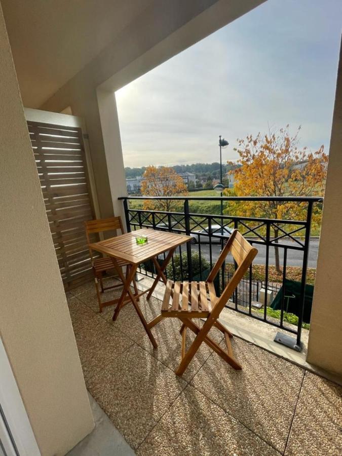 Charmant appartement duplex à 5min de Disney. Magny-le-Hongre Esterno foto
